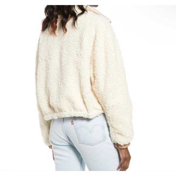 BLANK NYC Women’s Faux Shearling and Leather Zip front Bomber Jacket - Picture 3 of 7